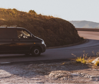 Camping-car-noir-virage