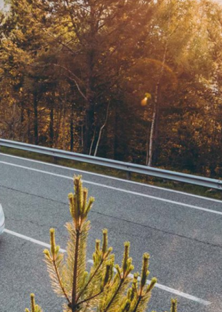 Camping-car-roule-route